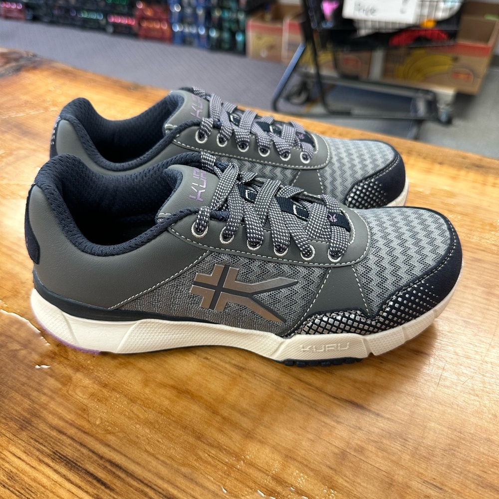 KURU Women’s Quantum 2 size 6.5 Wide